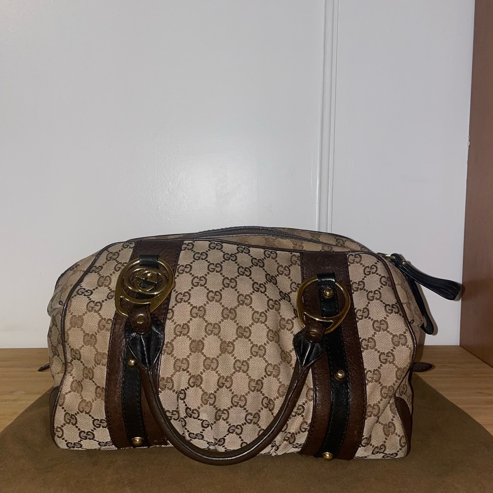 Canvas Gucci bag